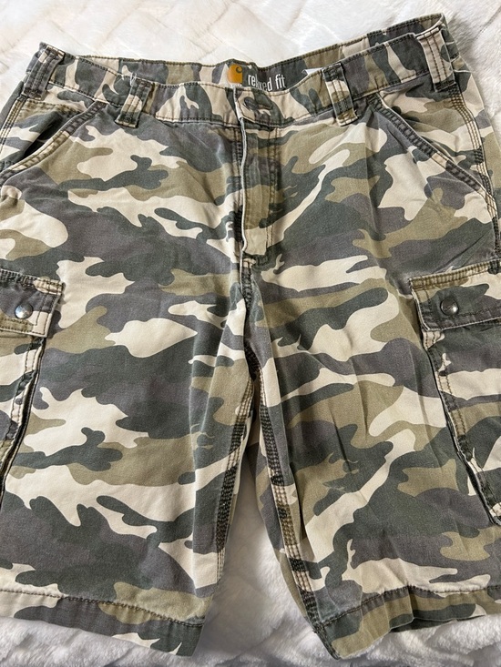 Carhartt Other - Mens Carhartt Camouflage Cargo Shorts in Green, Tan, Black size 36